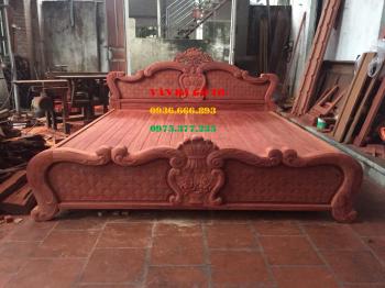 Giường ngủ gỗ hương huyết