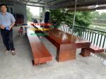Bàn ăn gỗ nguyên khối tại Quảng Ninh