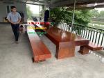 Bàn ăn gỗ nguyên khối tại Quảng Ninh