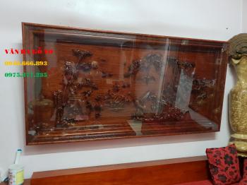 Tranh gỗ đục tay 