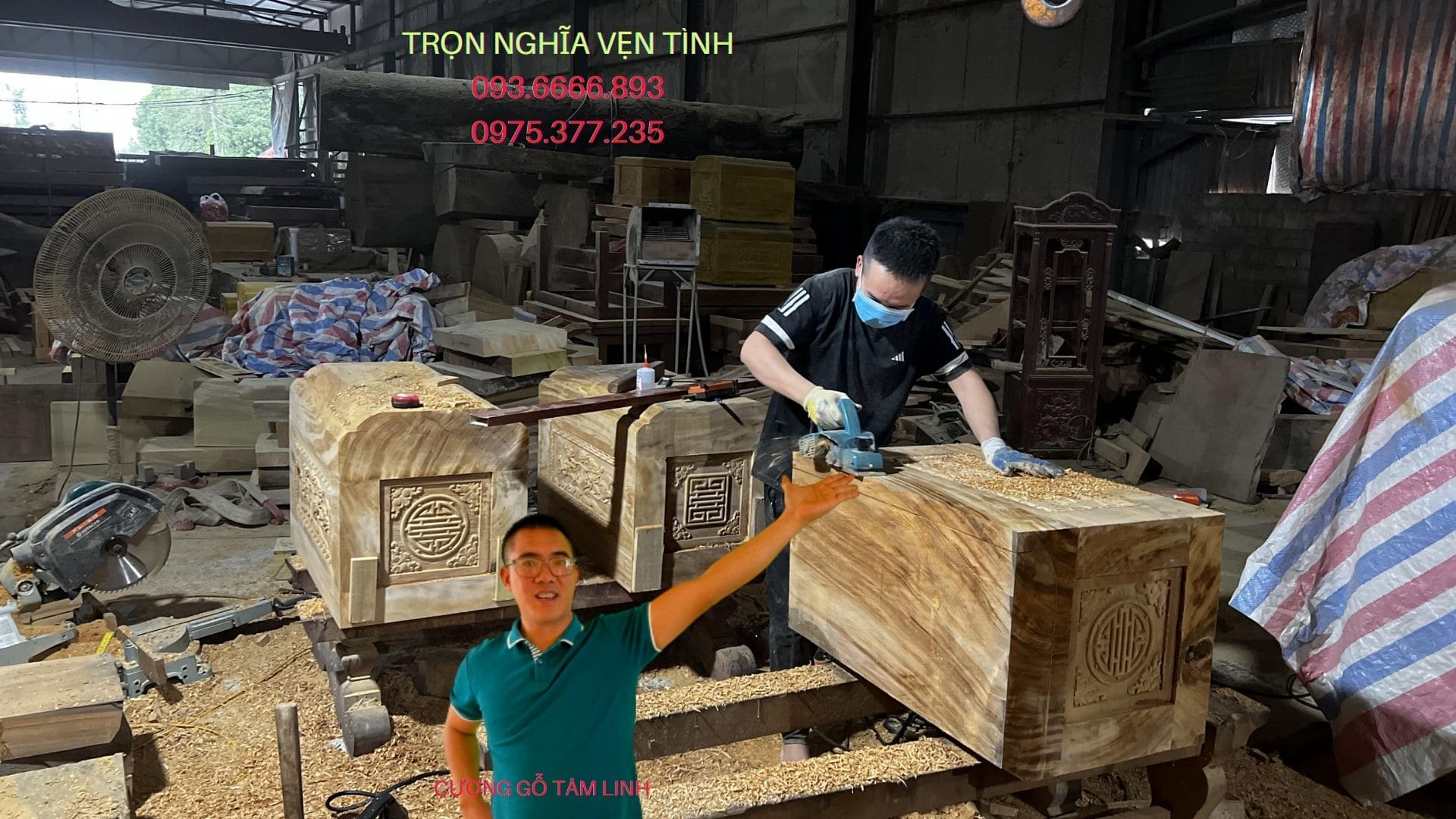 Tiểu quách gỗ vàng tâm