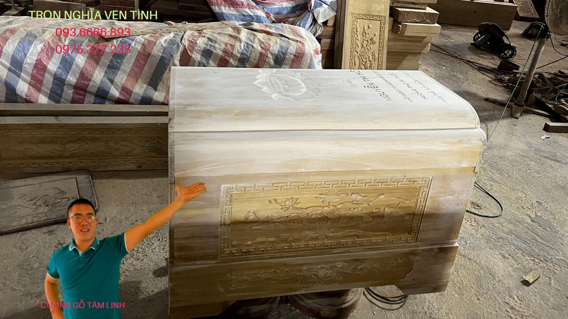 tiểu quách gỗ vàng tâm