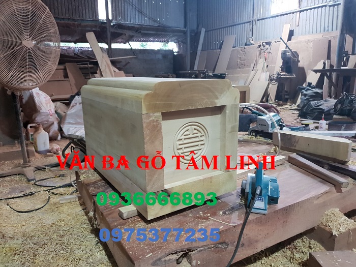 Quách gỗ vàng tâm