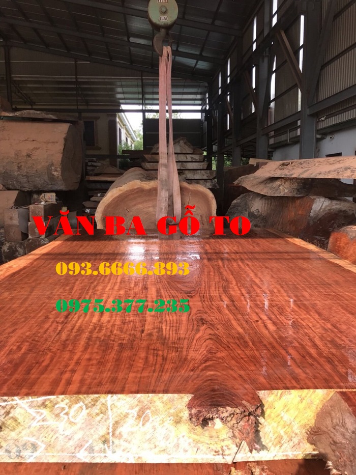Sập gỗ cẩm nguyên khối tại Hà Nội