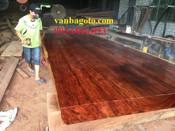 SẬP GỖ CẨM LAI