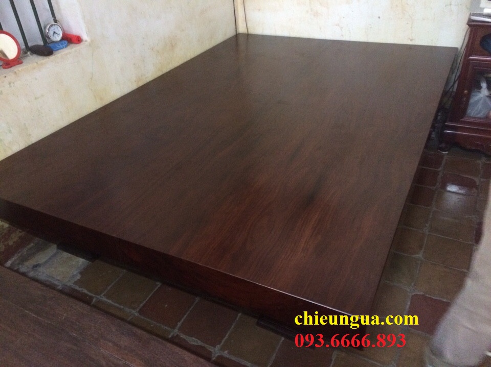 Giá bộ Chiếu ngựa gỗ gụ Lào