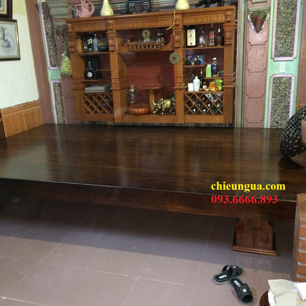 Giá bộ Chiếu ngựa gỗ gụ Lào