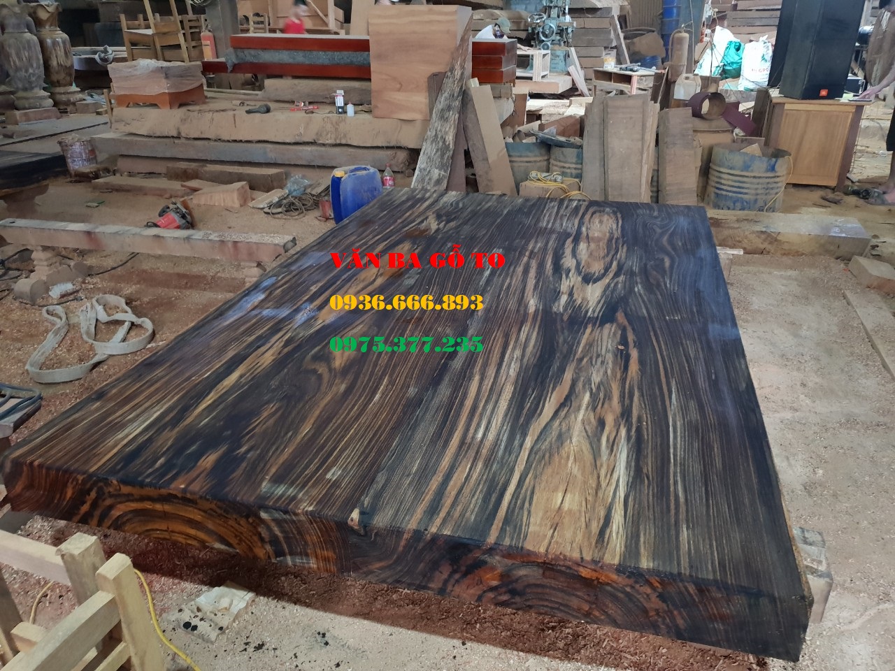 Phản gỗ hương