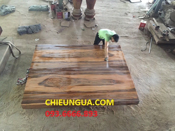 Giá bộ Chiếu ngựa gỗ lim