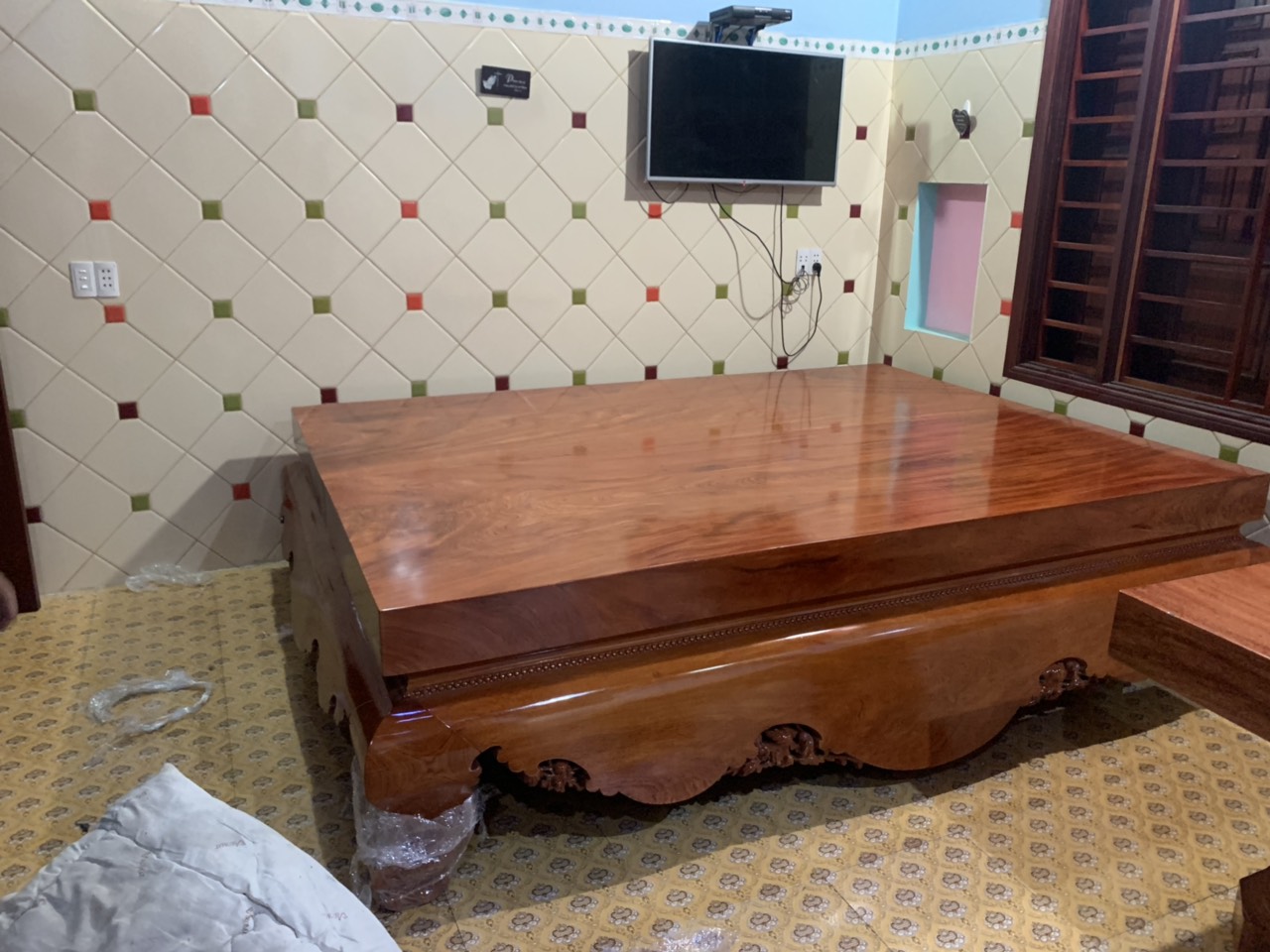 SẬP GỖ HƯƠNG ĐÁ