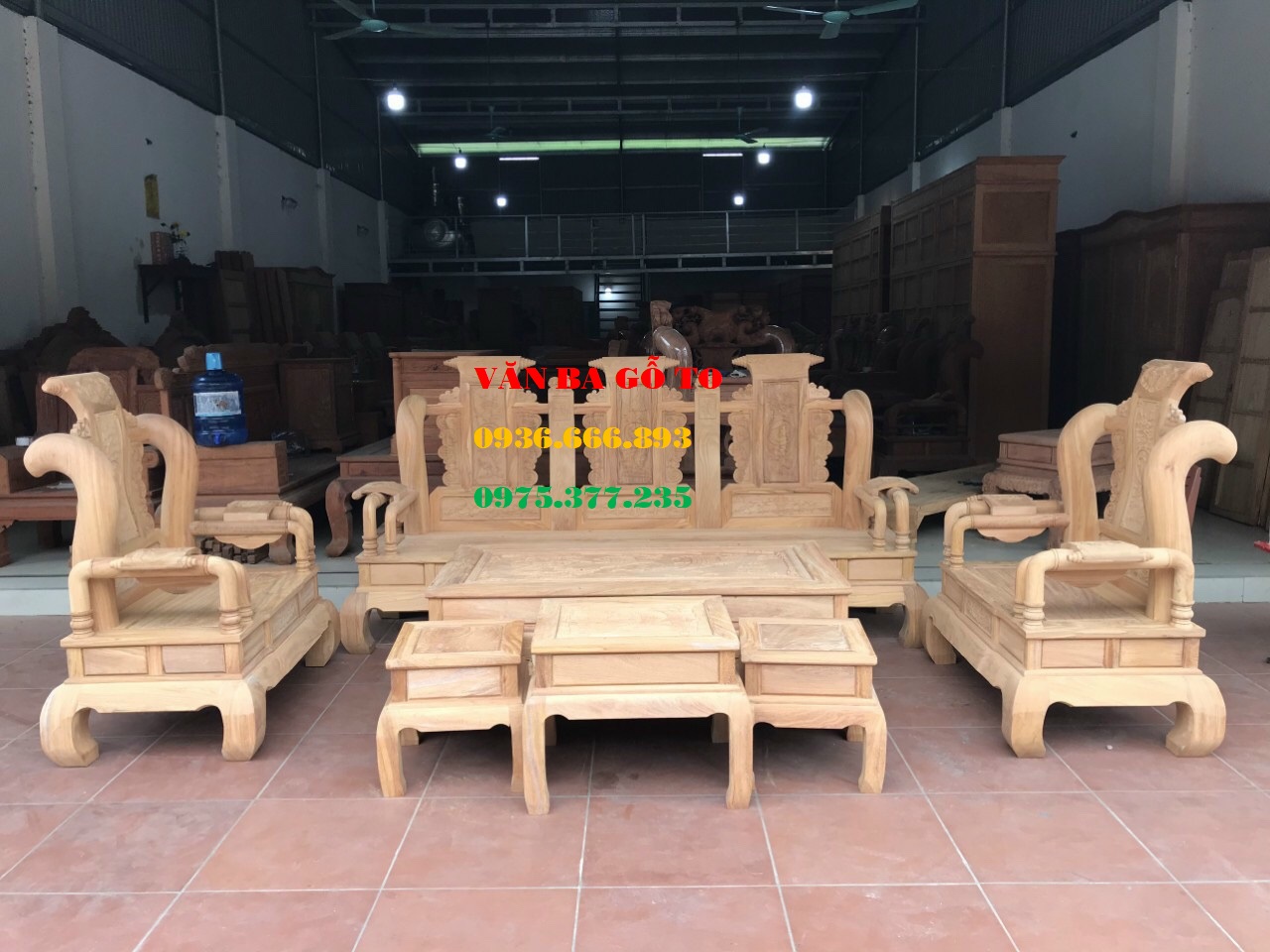 Bàn ghế gỗ