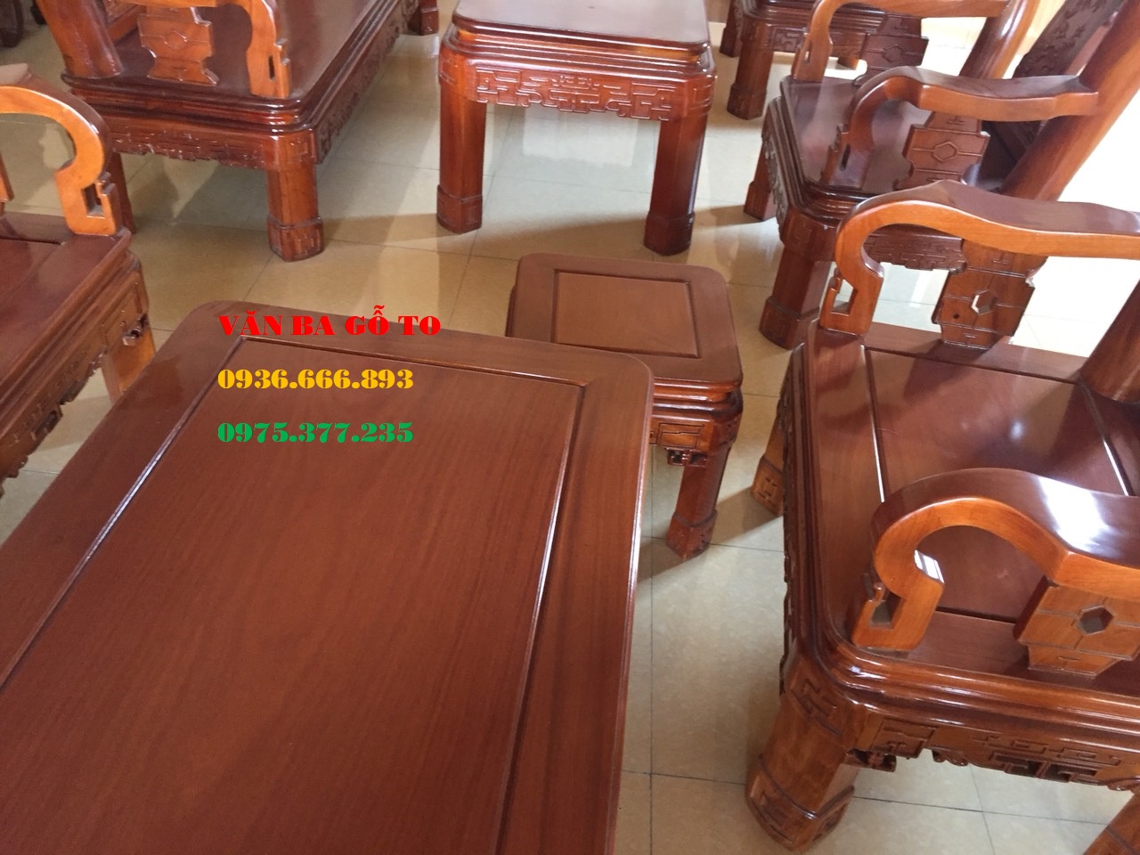 Bàn ghế gỗ