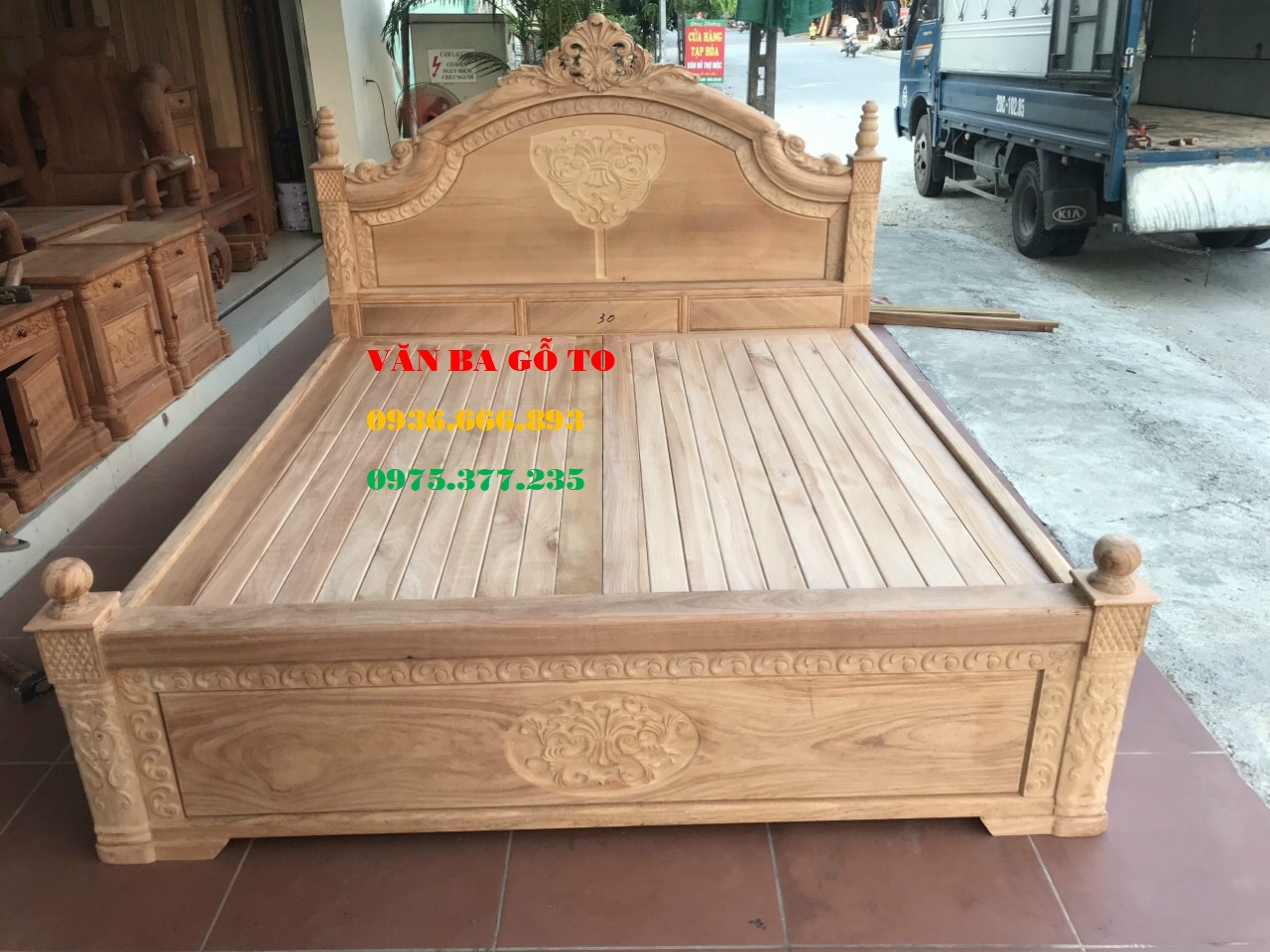 Giường ngủ
